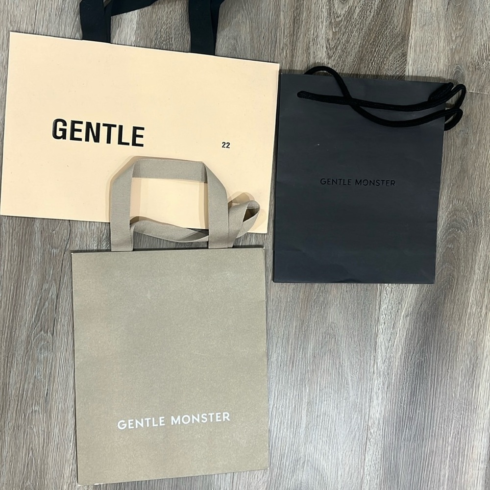 Gentle Monster shopping bag
